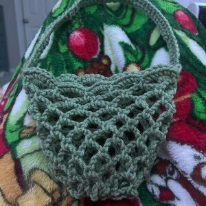 Handmade Green Crochet seashell Bag
